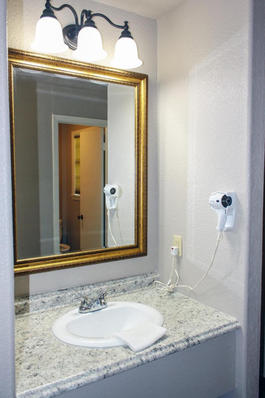 Zwolle Inn Motel 2*